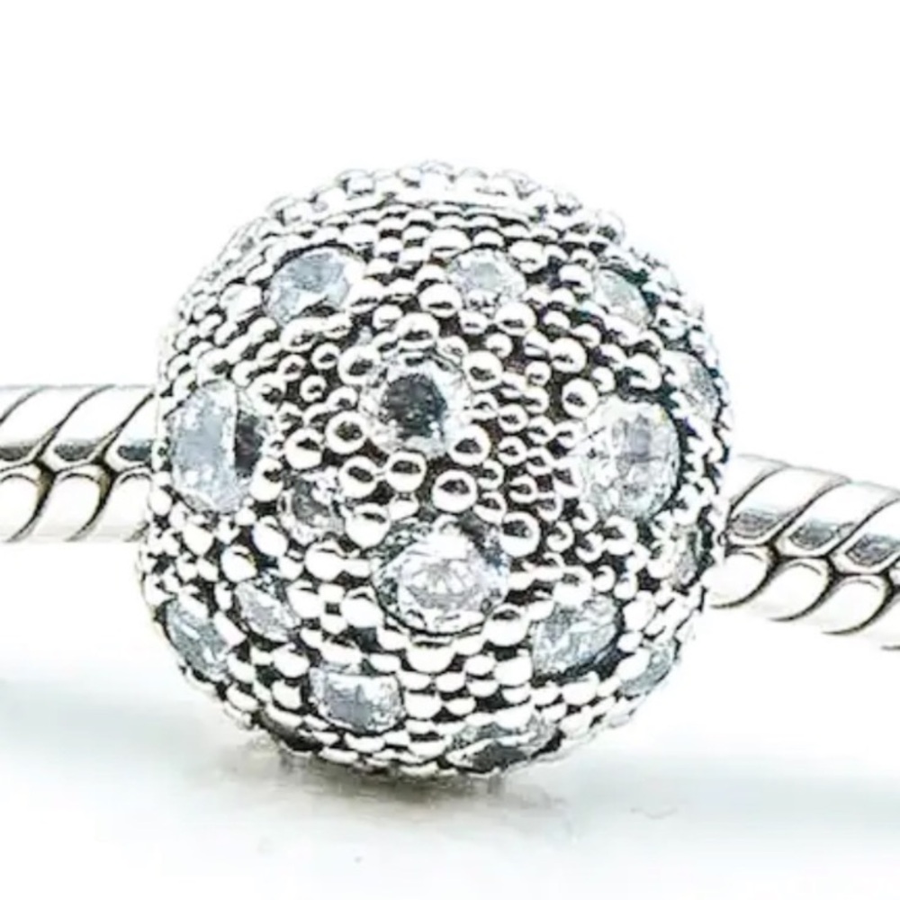 Pandora cosmic stars charm clip